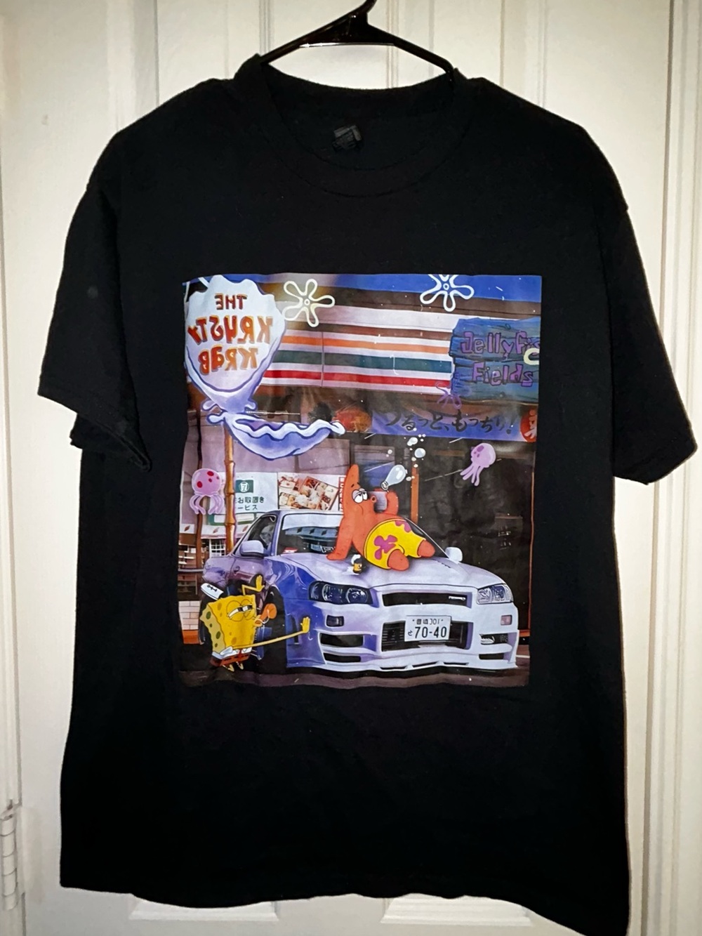 NWOT Custom Mens Black Size Large SpongeBob "Jellyfish Fields" Graphic T-Shirt